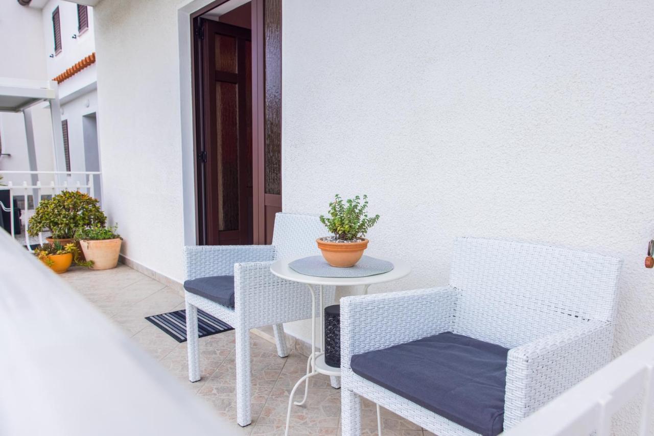 Apartments Milok Сечовле Экстерьер фото